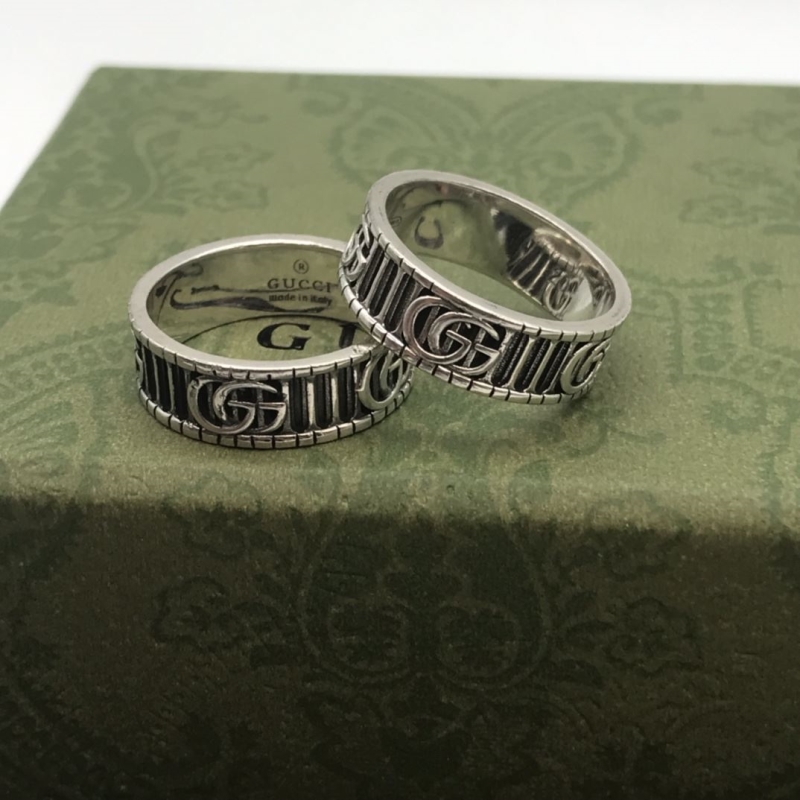 G*u*i rings